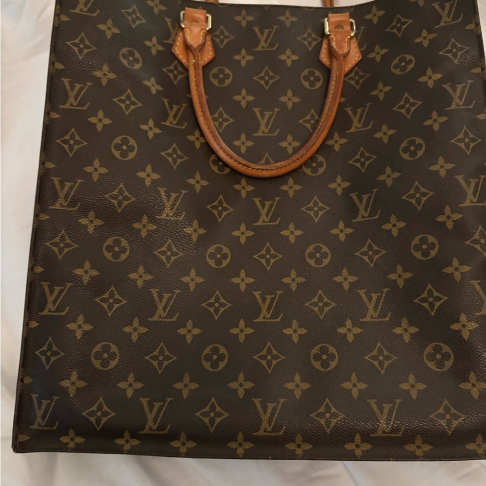 Louis Vuitton Monogram Tote Bag